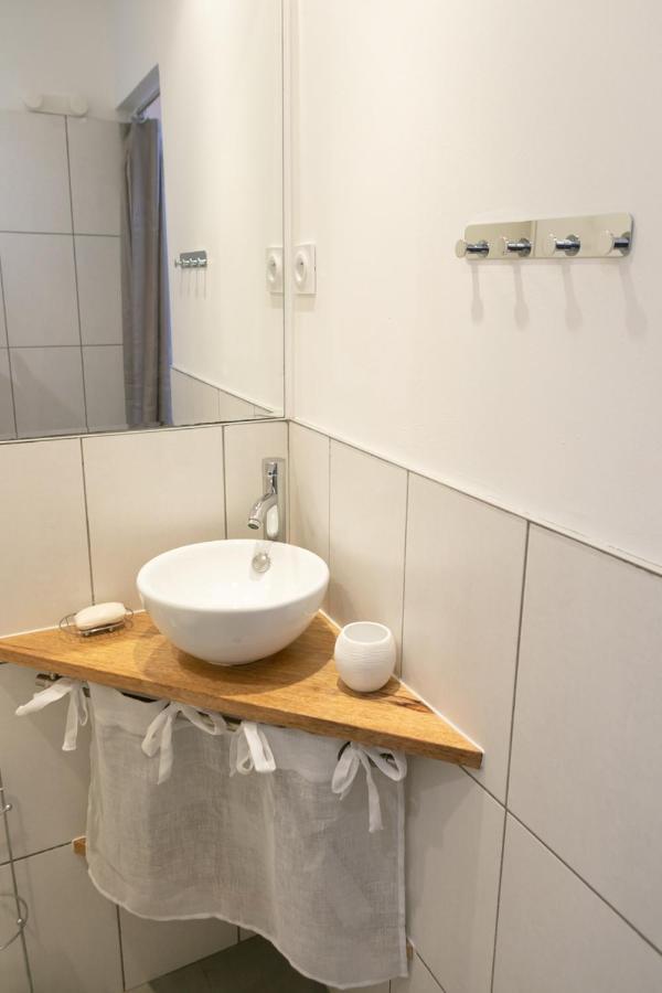 Studio Vaucluse Clovis LʼIsle-sur-la-Sorgue Exteriör bild