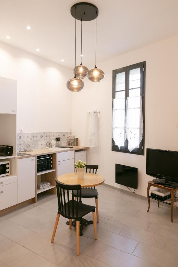 Studio Vaucluse Clovis LʼIsle-sur-la-Sorgue Exteriör bild